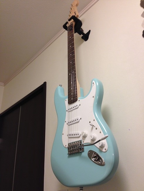 ギター購入記 スクワイヤのストラトを買ってみた Squier Bullet スクワイヤ バレット